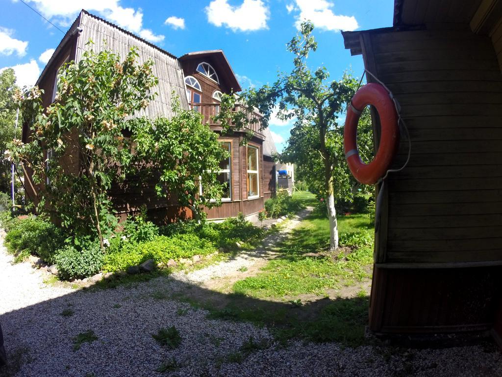 Viesu Maja Arnicani Ragaciems Buitenkant foto